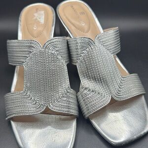 Bandolino Women's Silver Slide Sandals